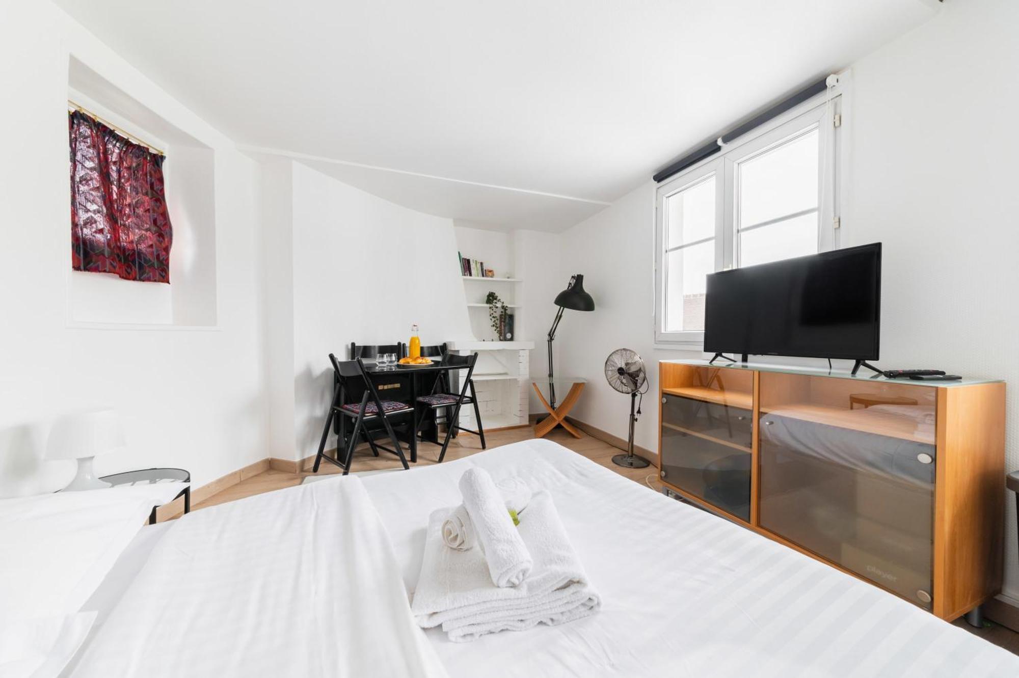 Agreable Studio Coeur De Paris - Paris 6 - 2P - Flat-Guest Екстер'єр фото